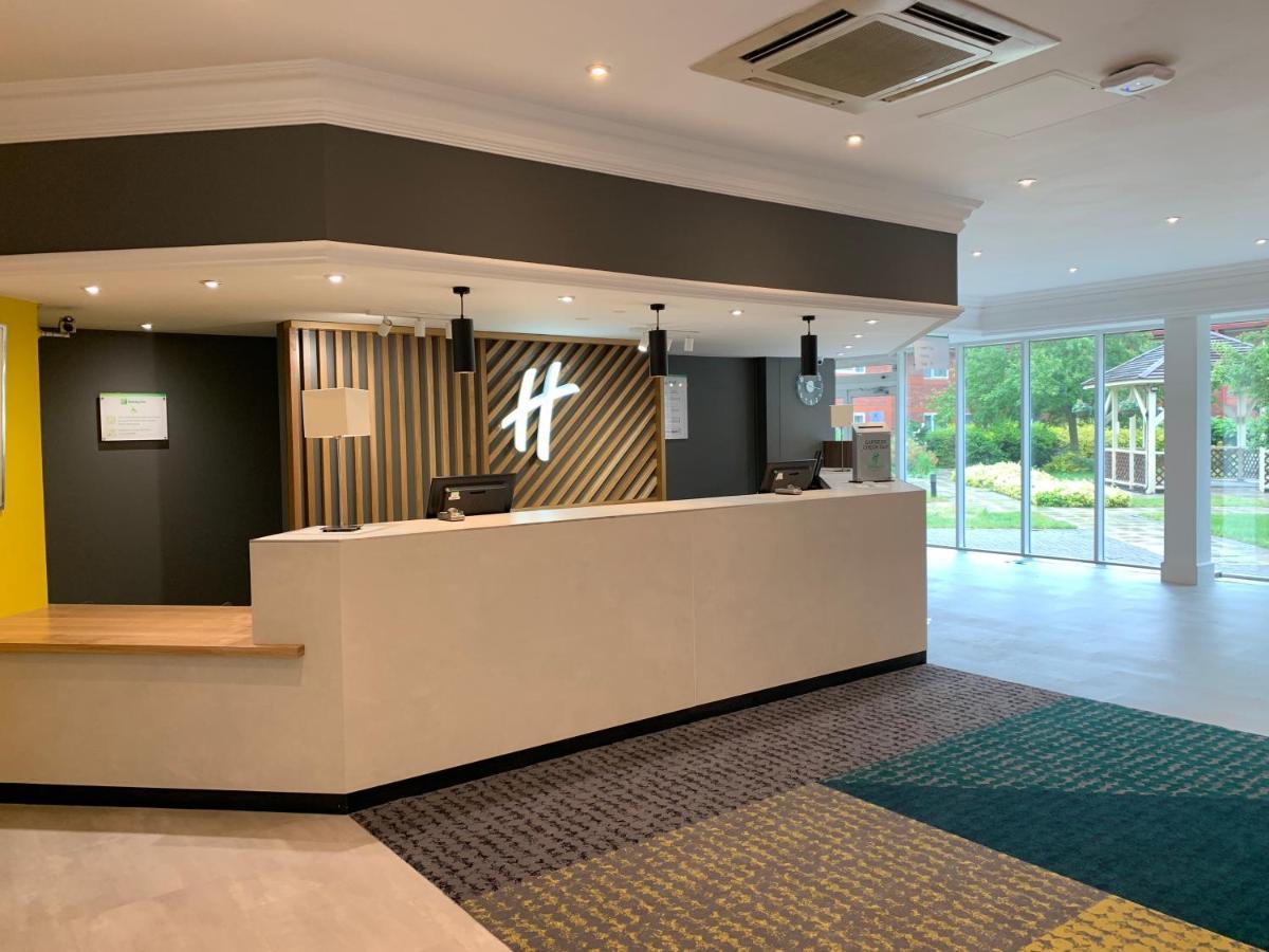 איילסברי Holiday Inn Aylesbury, An Ihg Hotel מראה חיצוני תמונה